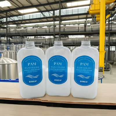 Λευκή κόκκινη σκόνη Blufloc Polyacrylamide APAM για απορρίμματα ορυχείων CPAM για αποχέτευση λάσπης στη Λατινική Αμερική